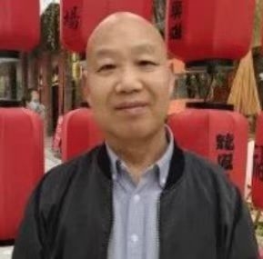 教师作家诗人的第一张照片--吉安相亲服务中心