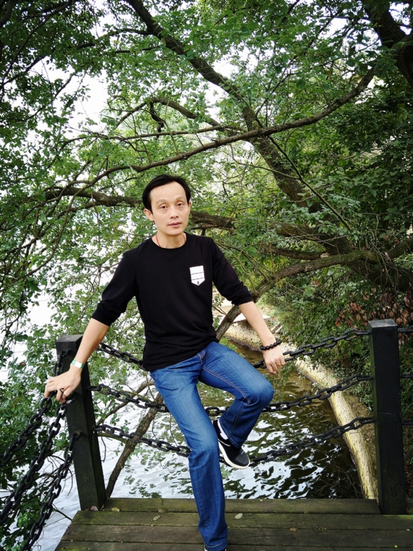 易进的第一张照片--吉安相亲服务中心