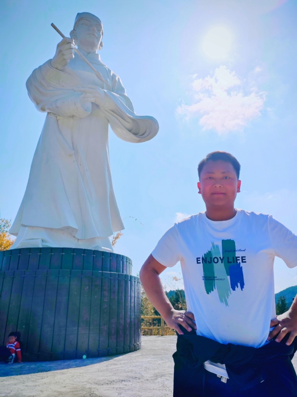 伏王虎的第一张照片--吉安相亲服务中心