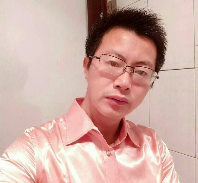 亮亮的第一张照片--吉安相亲服务中心