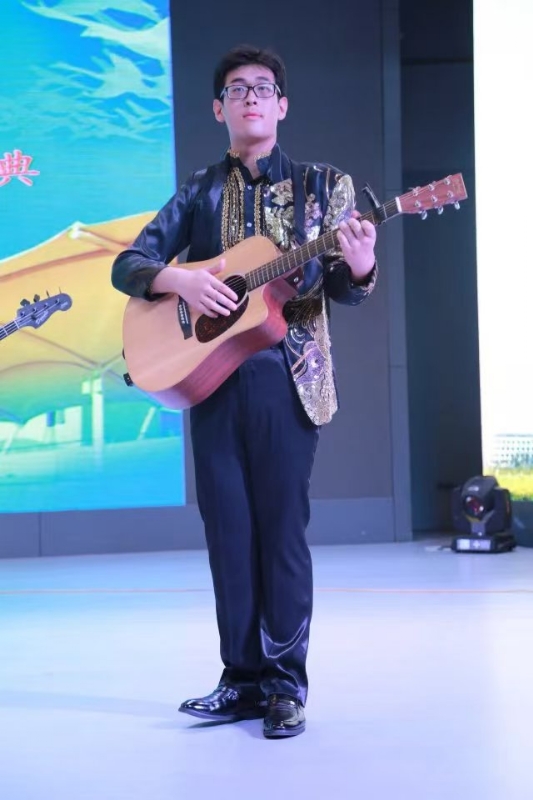 一叶知秋ZG的第一张照片--吉安相亲服务中心