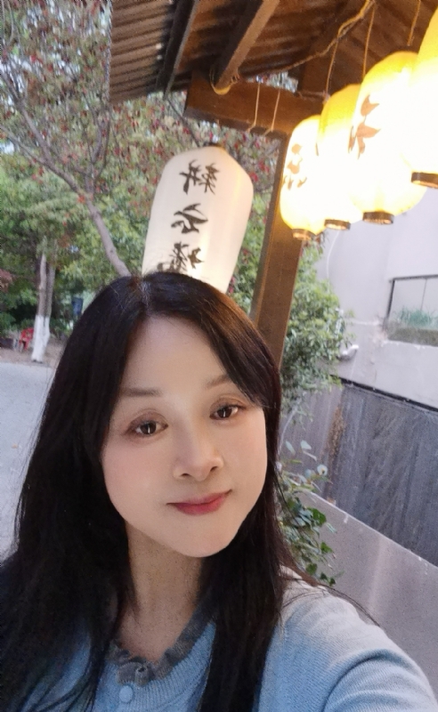伊伊的第一张照片--吉安相亲服务中心