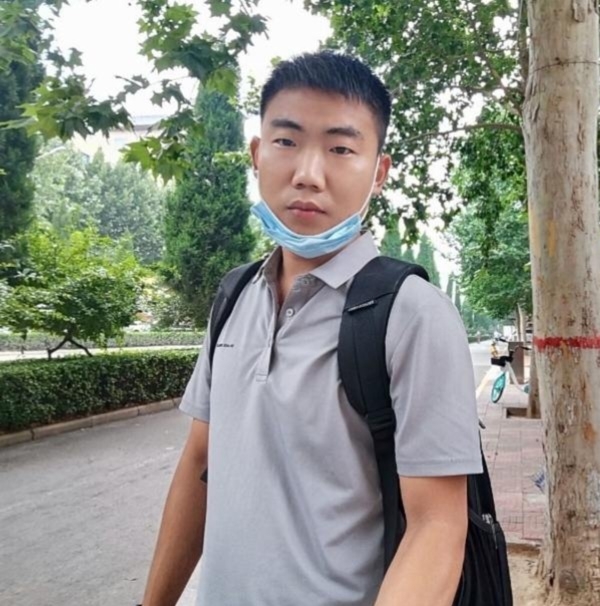 90年男征婚的第一张照片--吉安相亲服务中心