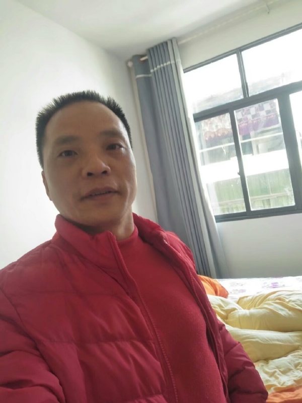 真诚征婚的第一张照片--吉安相亲服务中心
