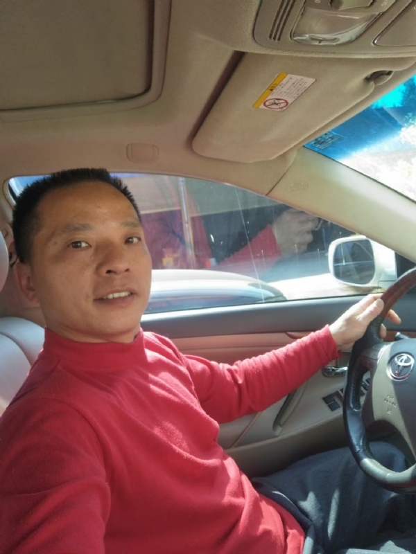 真诚征婚的第三张照片--吉安相亲服务中心