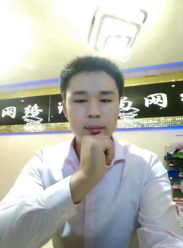 沉默寡言的第一张照片--吉安相亲服务中心