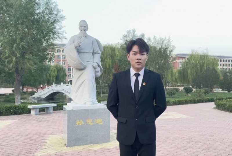 尚明月的第一张照片--吉安相亲服务中心