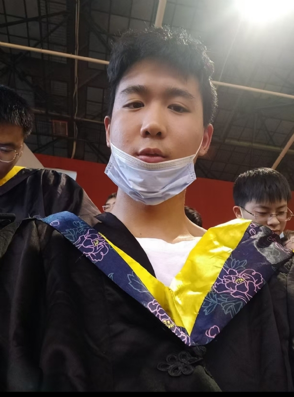 落落大方的第一张照片--吉安相亲服务中心