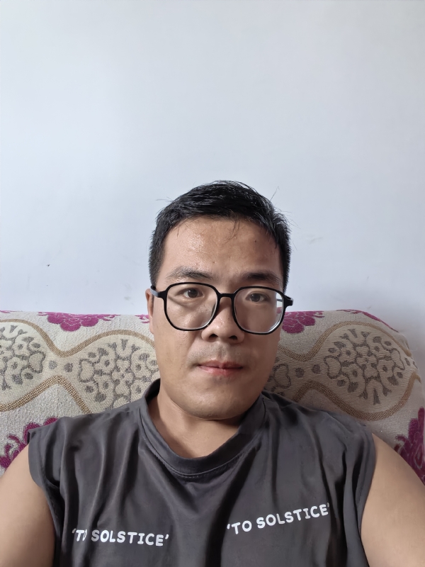 卫TF的第四张照片--吉安相亲服务中心