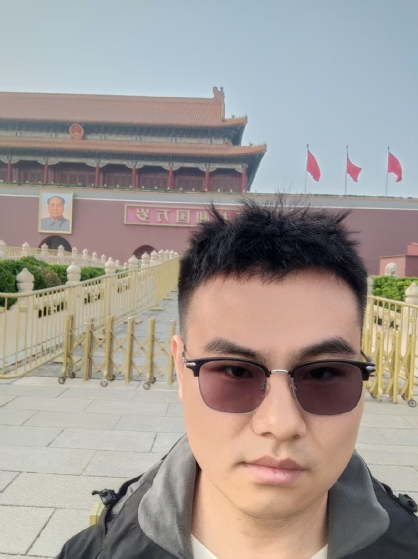 喧嚣的风的第一张照片--吉安相亲服务中心