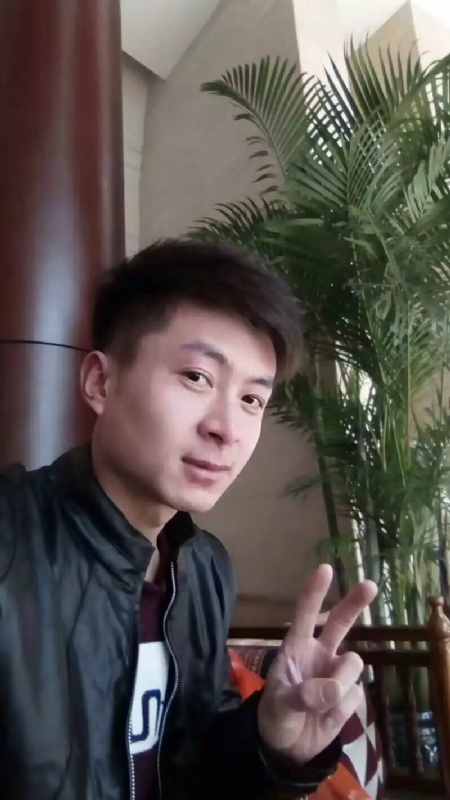 蓝锋的第一张照片--吉安相亲服务中心