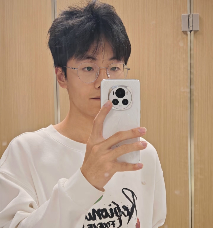 张浩博的第四张照片--吉安相亲服务中心