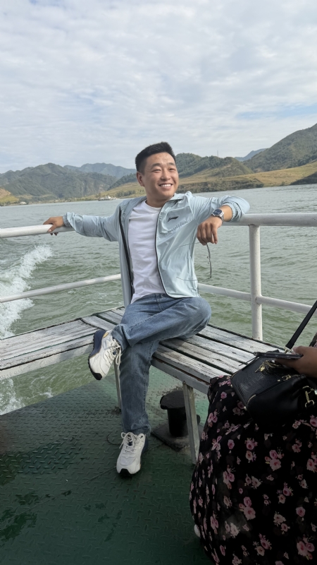 烟花易笑的第二张照片--吉安相亲服务中心