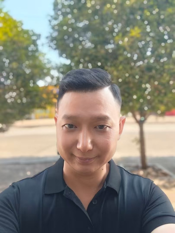 巷子里的猫的第一张照片--吉安相亲服务中心