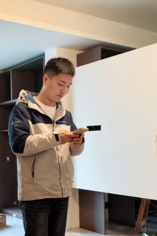 熊展的第一张照片--吉安相亲服务中心